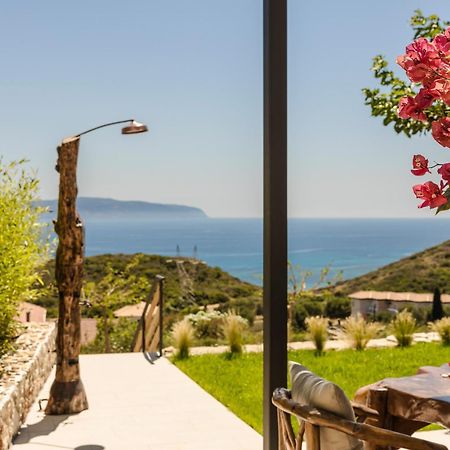 Hilaritas Luxury Suites Sea View, Private Pool & Jacuzzi Paradise Ratzaklíon エクステリア 写真