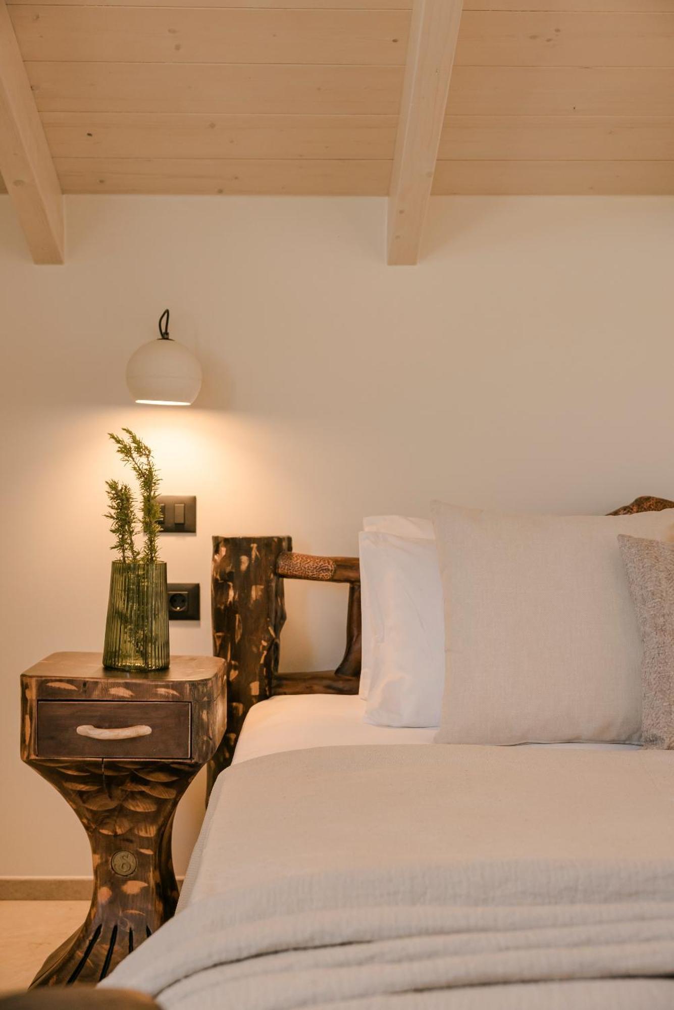 Hilaritas Luxury Suites Sea View, Private Pool & Jacuzzi Paradise Ratzaklíon エクステリア 写真