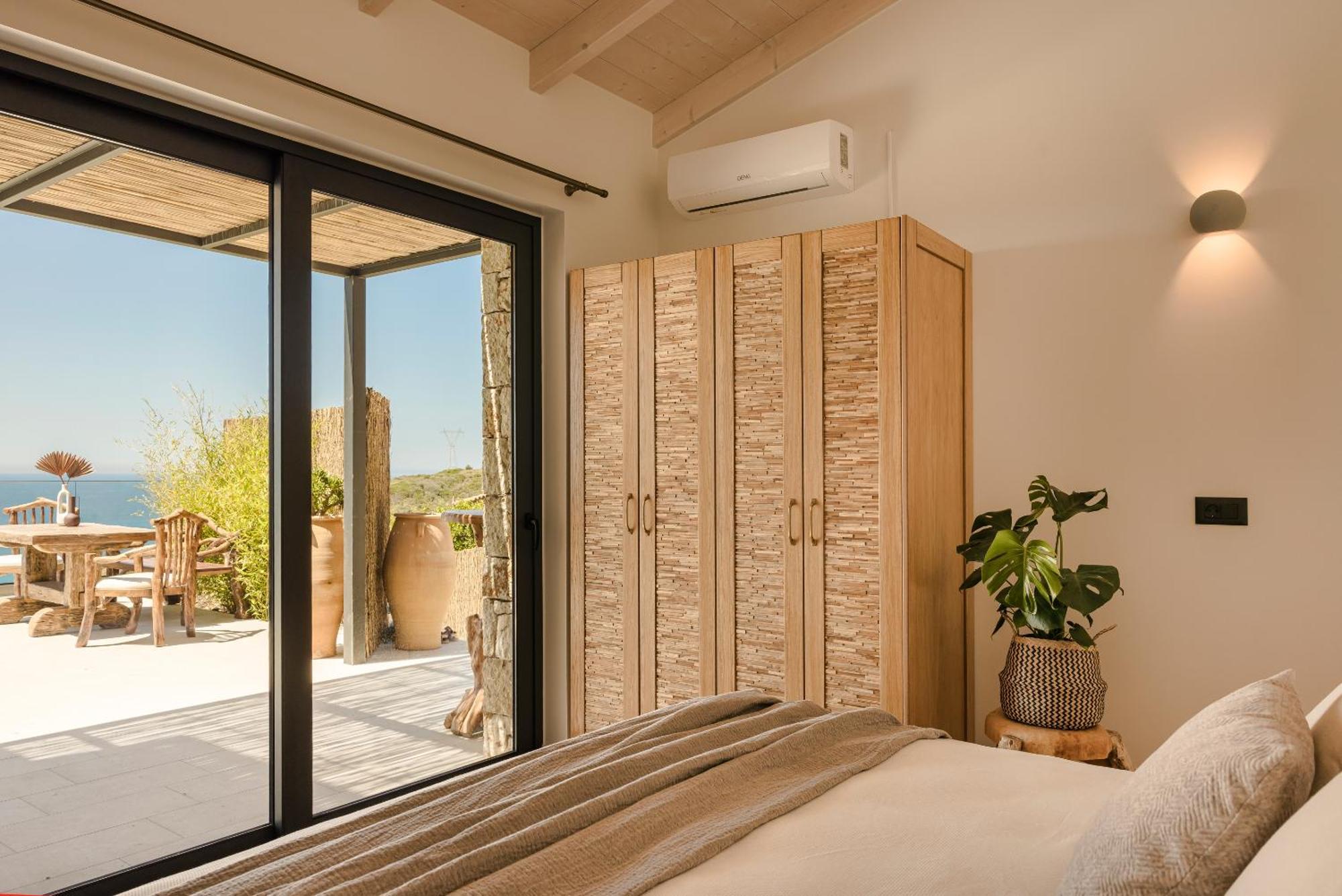 Hilaritas Luxury Suites Sea View, Private Pool & Jacuzzi Paradise Ratzaklíon エクステリア 写真