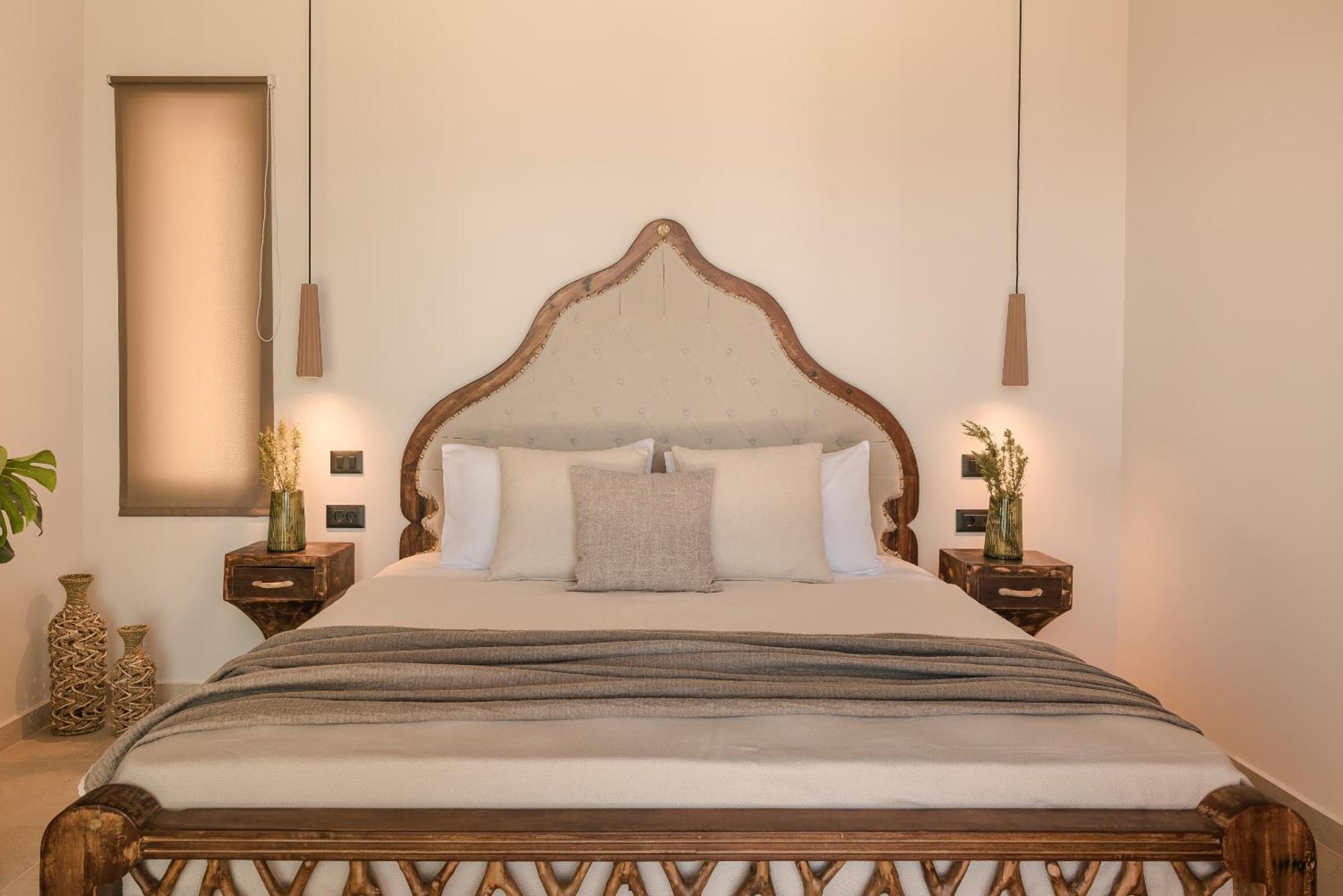 Hilaritas Luxury Suites Sea View, Private Pool & Jacuzzi Paradise Ratzaklíon エクステリア 写真