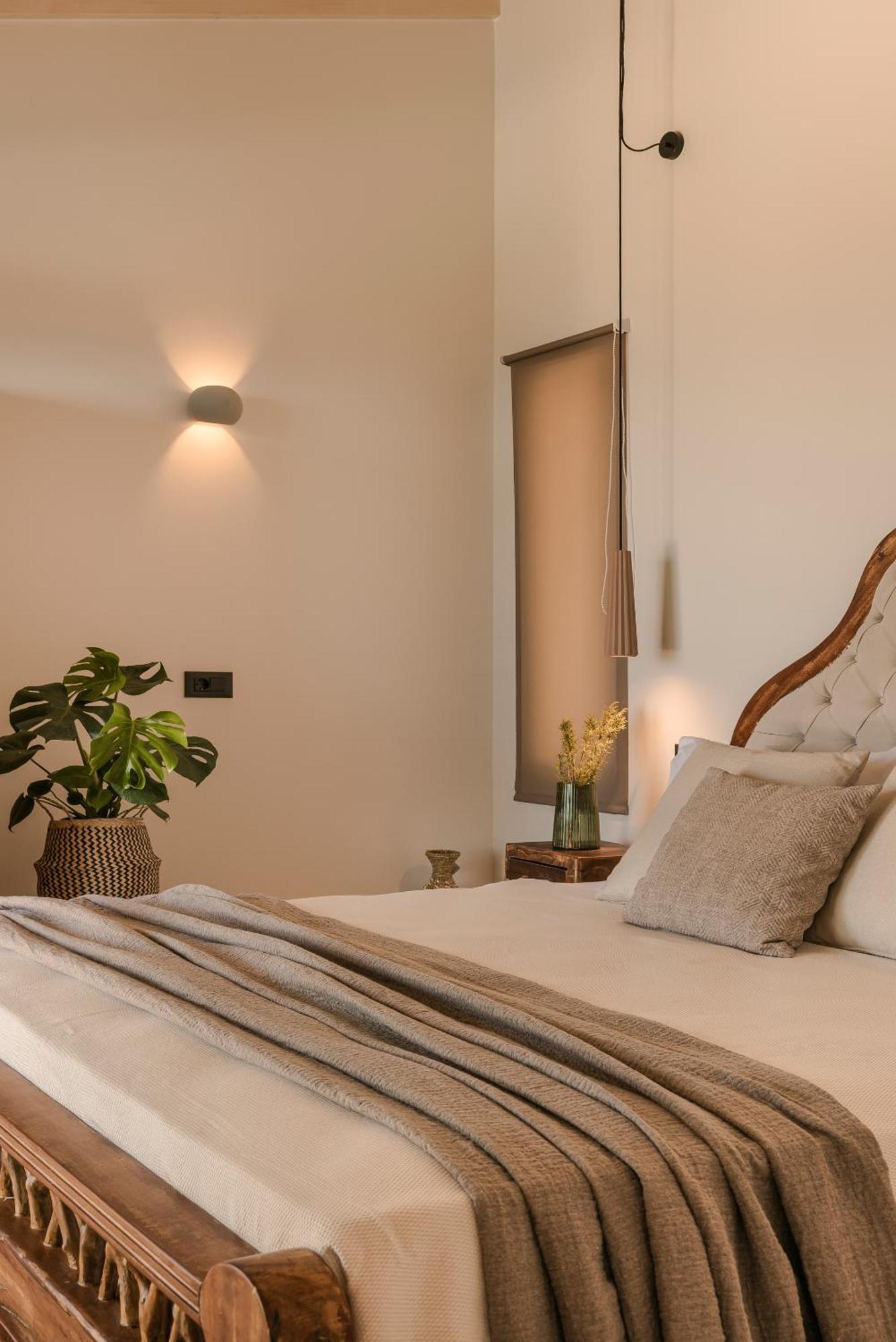 Hilaritas Luxury Suites Sea View, Private Pool & Jacuzzi Paradise Ratzaklíon エクステリア 写真
