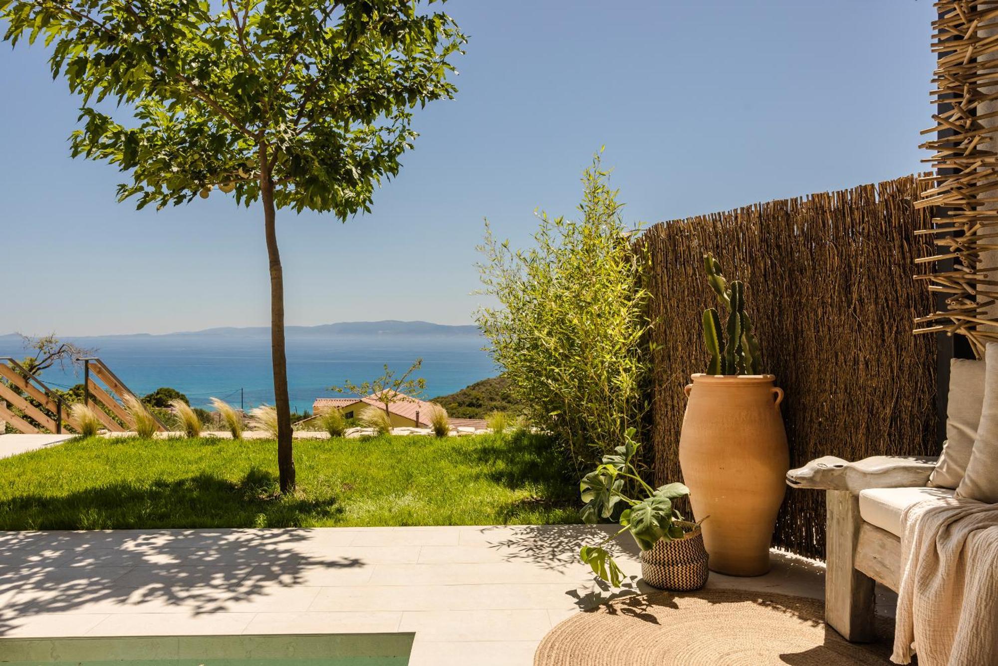 Hilaritas Luxury Suites Sea View, Private Pool & Jacuzzi Paradise Ratzaklíon エクステリア 写真