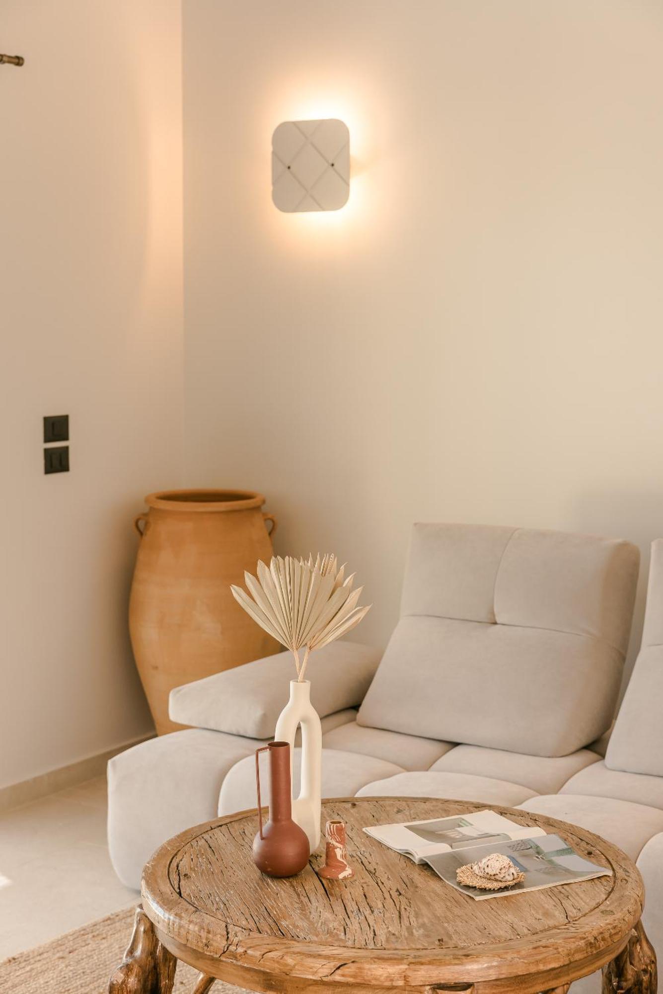 Hilaritas Luxury Suites Sea View, Private Pool & Jacuzzi Paradise Ratzaklíon エクステリア 写真